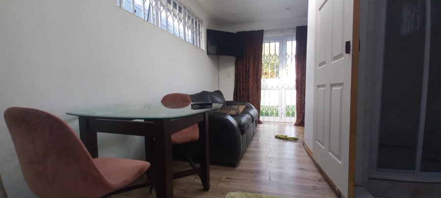 3 Bedroom Property for Sale in Wetton Western Cape